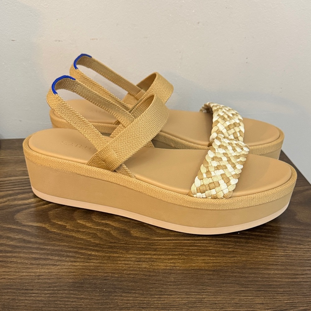 NEW Rothy's Lightweight Wedge Sandal Size 10.5